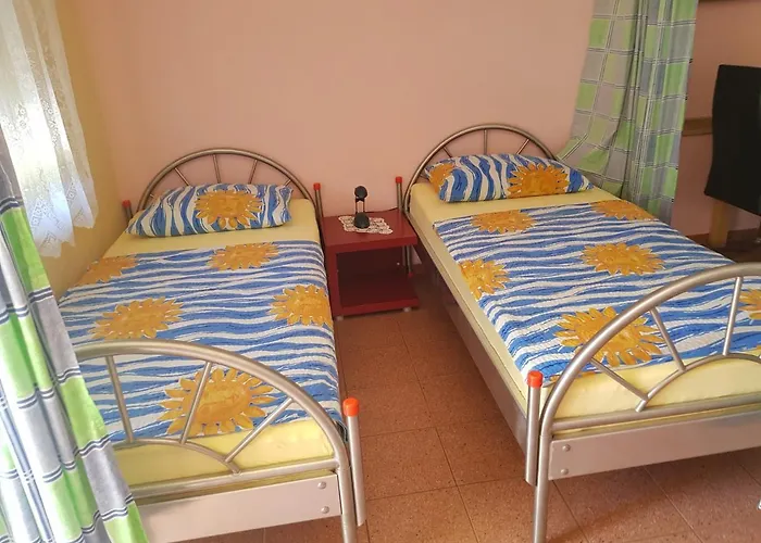 Hana Апартаменты *