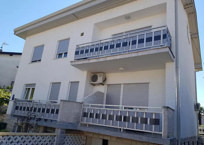 Hana Апартаменты *